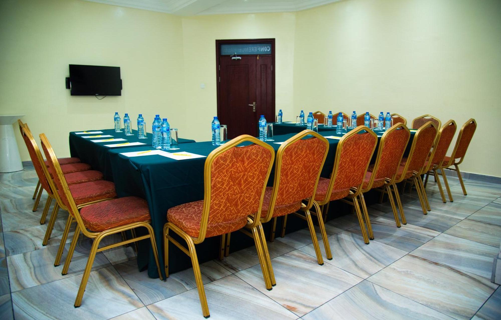 Golden Tulip Hotel -Gt31 Stadium Road Port Harcourt Exterior photo