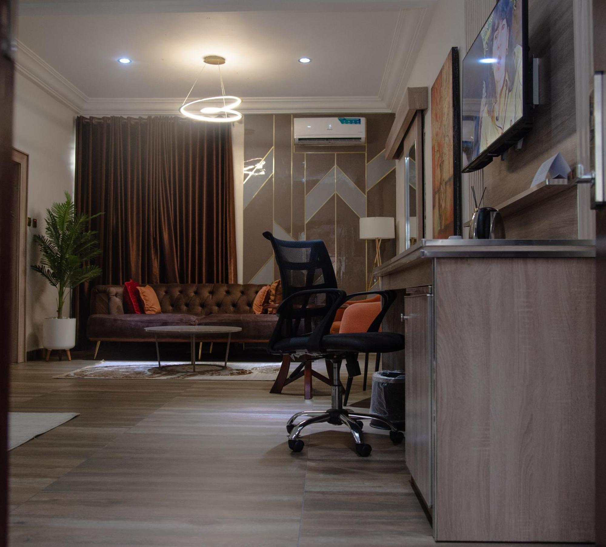 Golden Tulip Hotel -Gt31 Stadium Road Port Harcourt Exterior photo